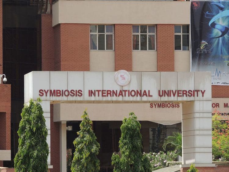 Stay Near Symbiosis